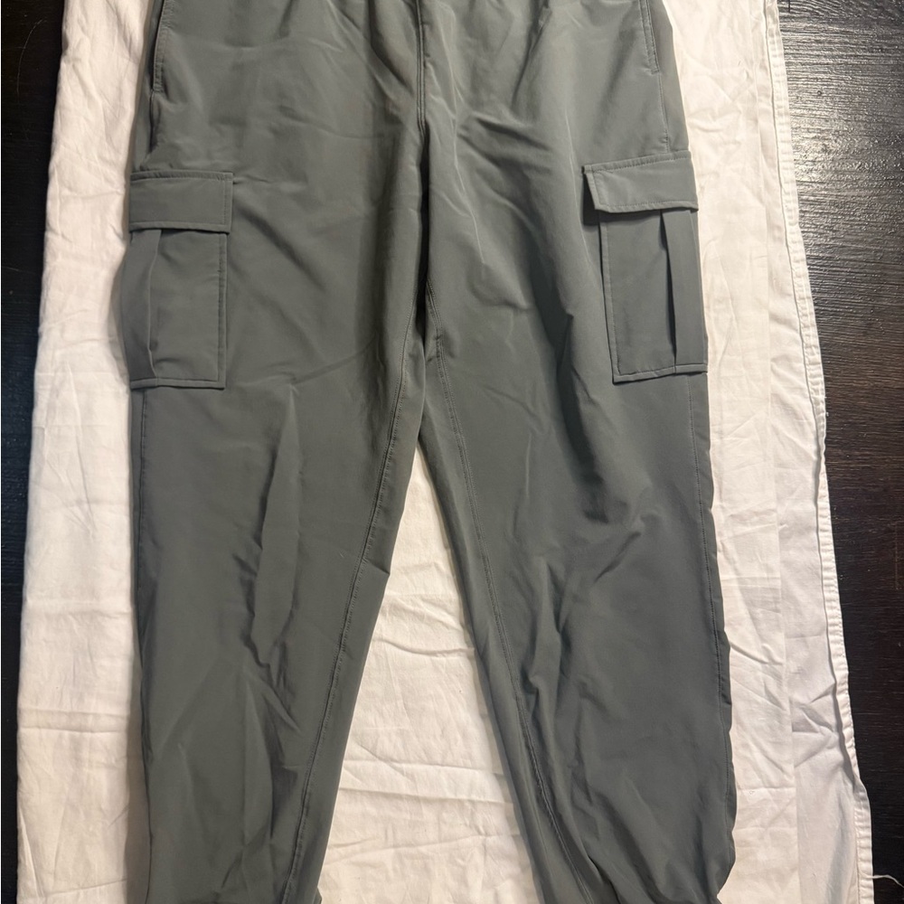 32 Degrees Gray Cargo‎ Pants minimalist casual neutral
